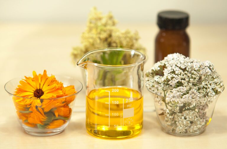 Guide to Non-Comedogenic Oils for Skin Care